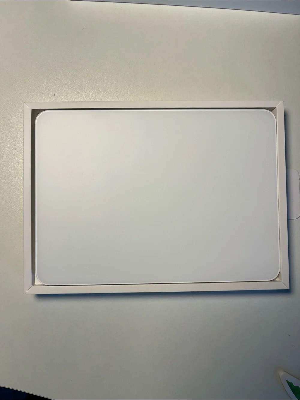 Apple Magic Trackpad - White and Silver